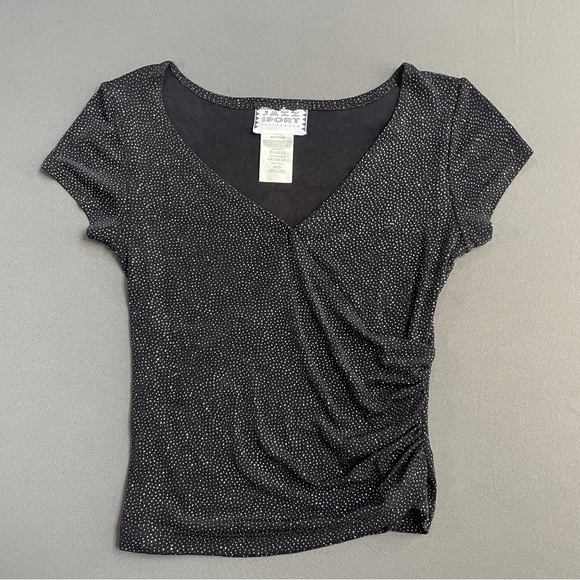 Gray Fitted Ruched Short Sleeve Tee - Picture 1 of 9